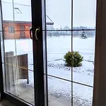 Mazurskie Nad Jeziorze Vila *