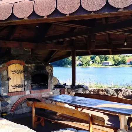 Vila Mazurskie Nad Jeziorze *