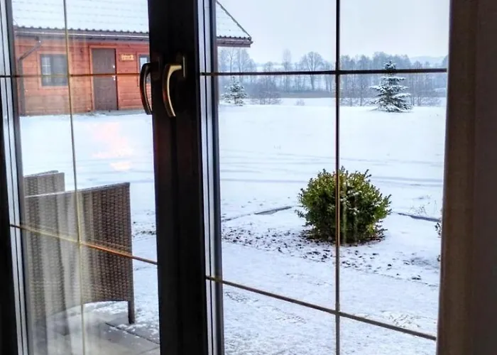 Mazurskie Nad Jeziorze Vila *