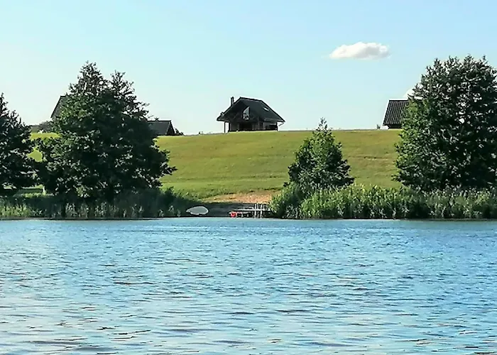 Mazurskie Nad Jeziorze Vila
